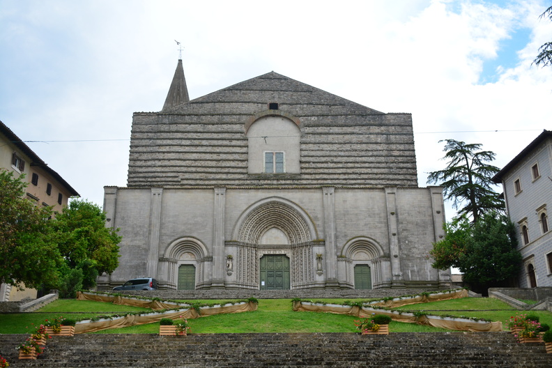 Basilica San Fortunato, Todi